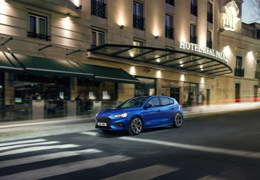 FORD Focus 1.0 EcoBoost Start-Stopp-System TREND im Leasing - jetzt FORD Focus 1.0 EcoBoost Start-Stopp-System TREND leasen FORD Focus 1.0 EcoBoost Start-Stopp-System TREND im Leasing - jetzt FORD Focus 1.0 EcoBoost Start-Stopp-System TREND leasen